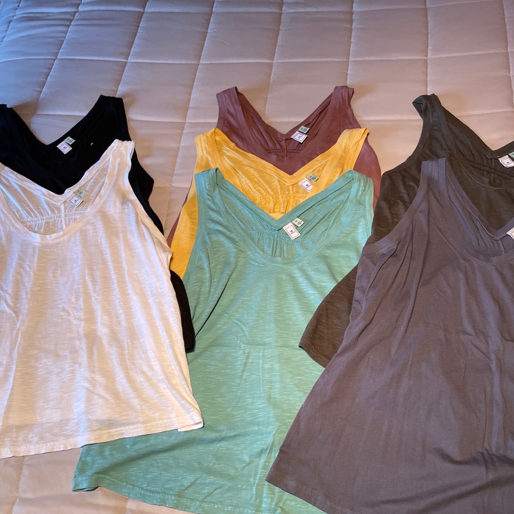 Susina  Sleeveless Relaxed Tank Tops
